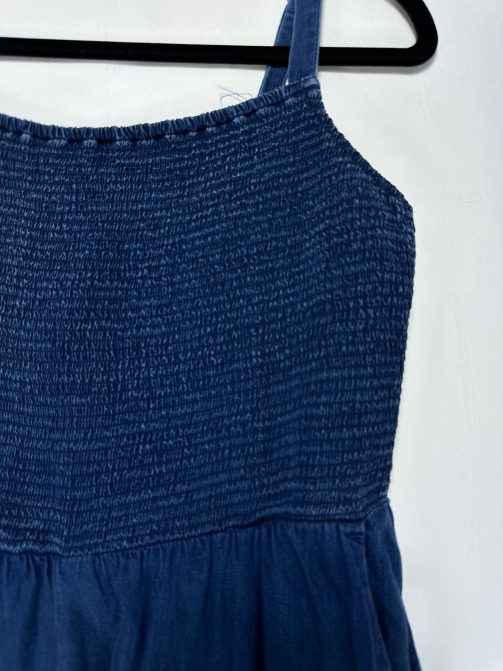 Old Navy Chambray Midi Smocked Bodice Sundress Lyocell Country Concert Size S - Picture 3 of 7